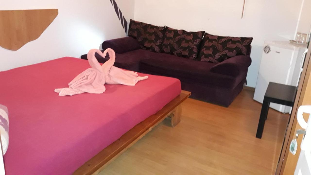 Hotel Casa Silvia à Eforie Nord Extérieur photo